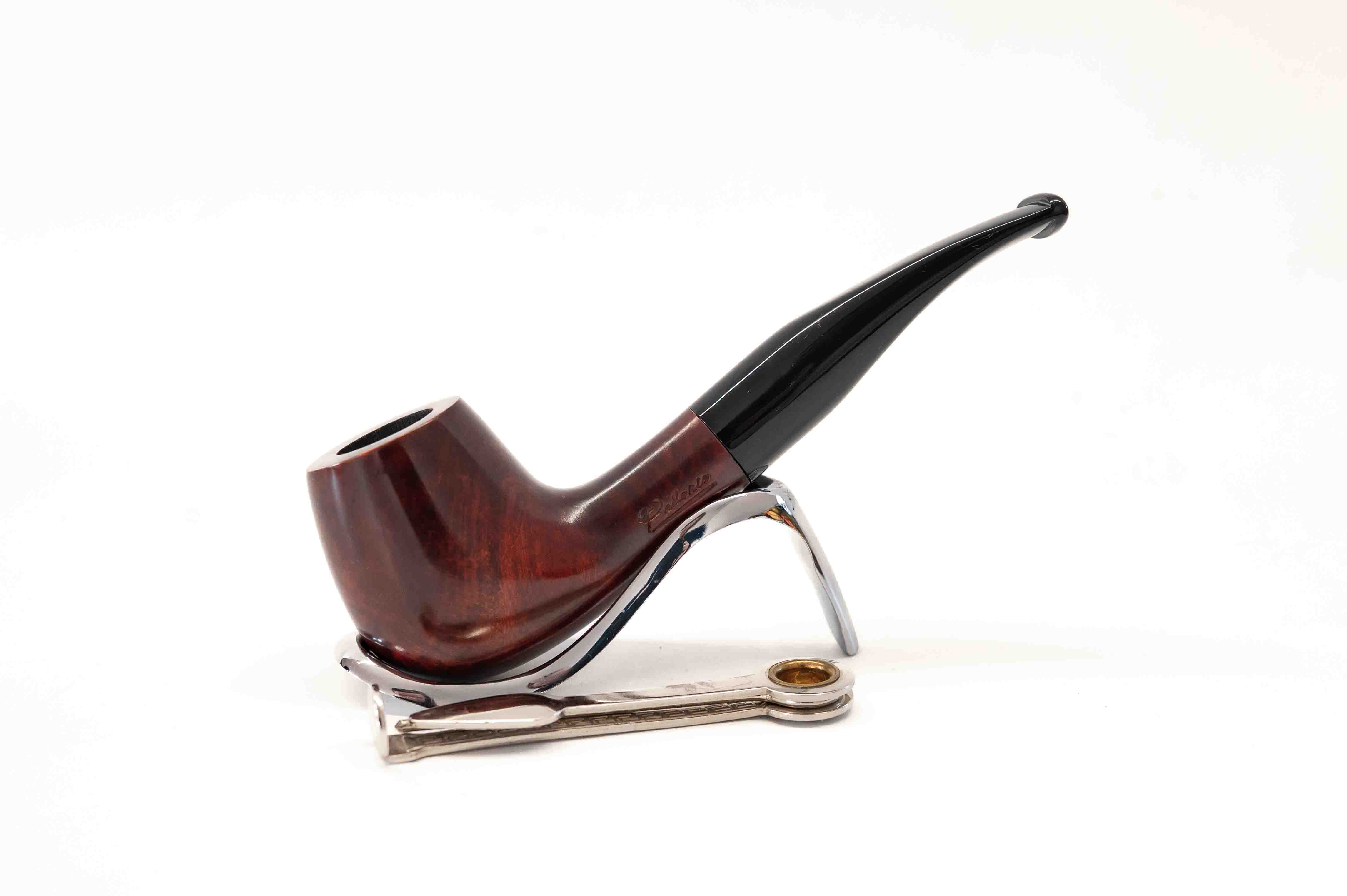 Padonio bruyer pipa 9mm filterrel, enyhén hajlított szárral, Billiard forma
